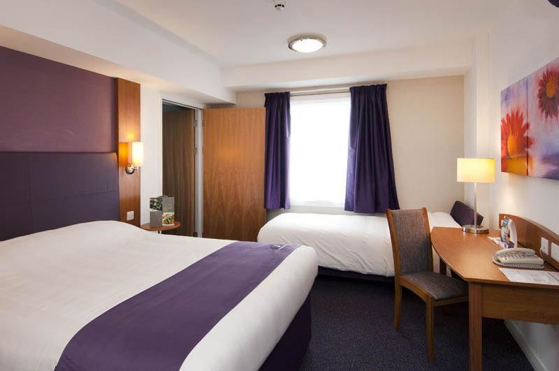 Premier Inn East Midlands Airport Diseworth ภายนอก รูปภาพ
